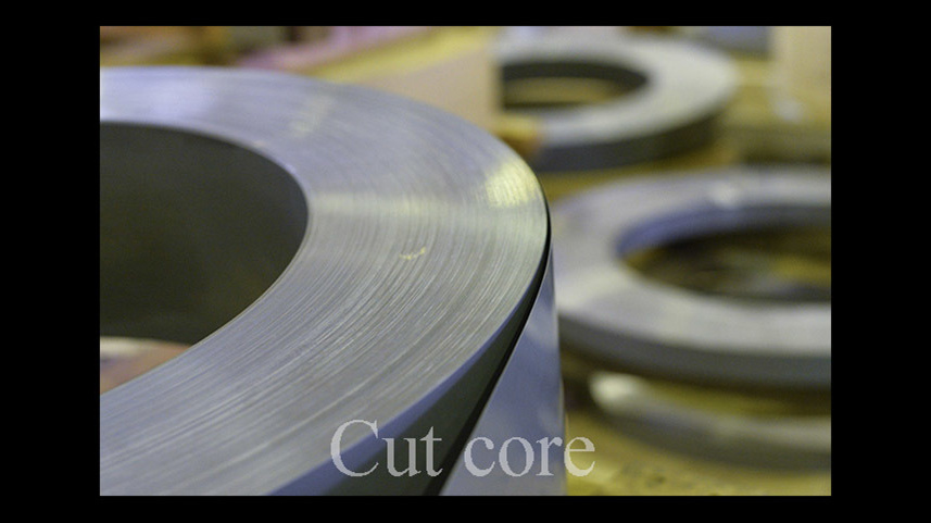 カットコア工場での製造工程写真